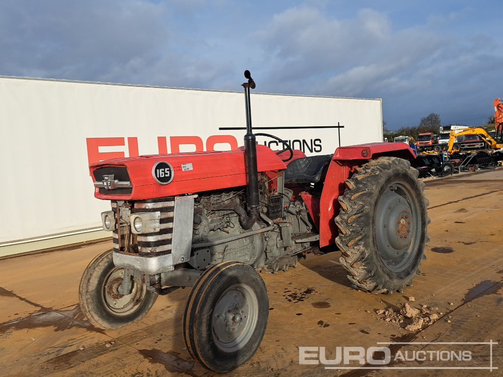Massey Ferguson MF165 - جرار: صورة 1 Massey Ferguson MF165 - جرار: صورة 1