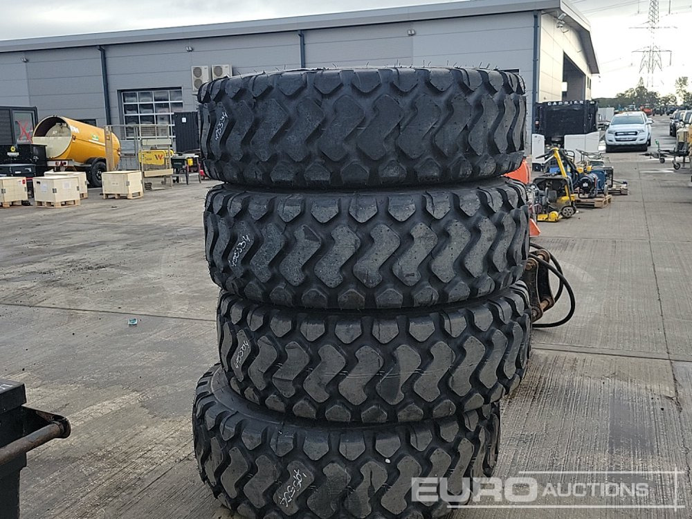Michelin 15.5 R25 XHA Tyre & Rim (4 of) - إطارات: صورة 4 Michelin 15.5 R25 XHA Tyre & Rim (4 of) - إطارات: صورة 4