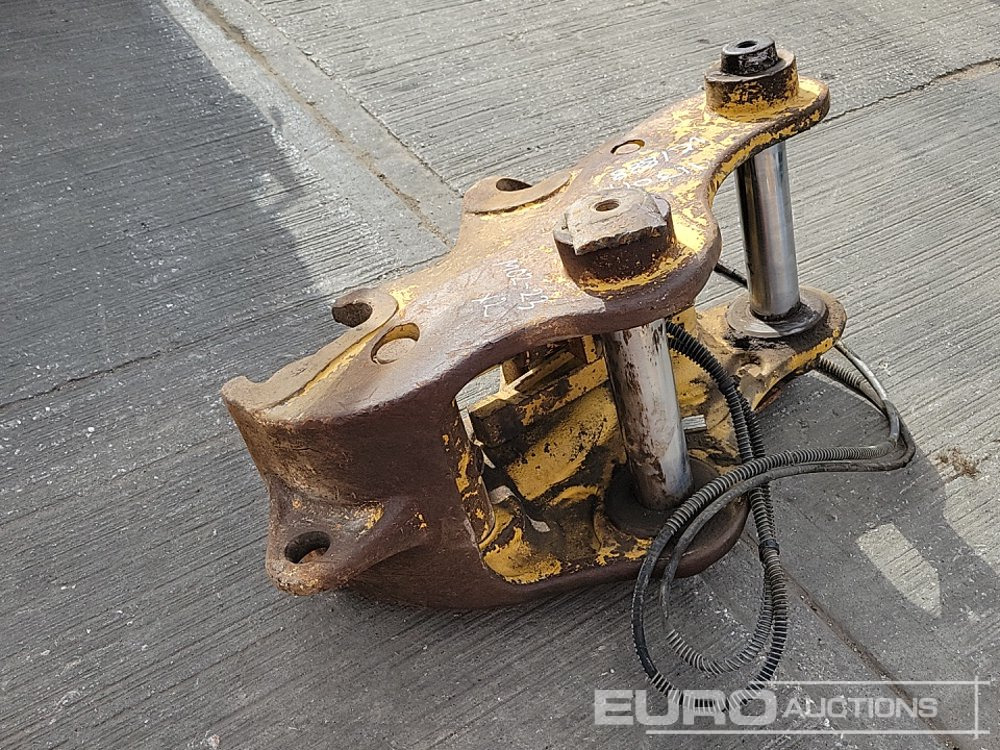 Miller Hydraulic Double Lock QH 80mm Pin to suit 20 Ton Excavator - قارنة توصيل هيدروليكي: صورة 1 Miller Hydraulic Double Lock QH 80mm Pin to suit 20 Ton Excavator - قارنة توصيل هيدروليكي: صورة 1