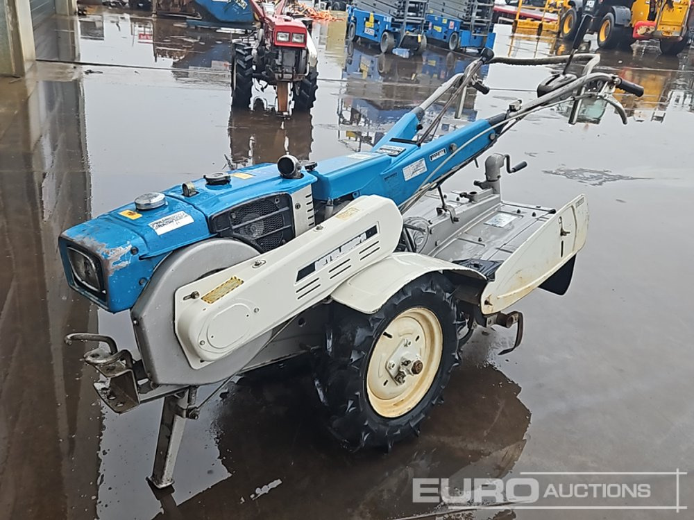 Mitsubishi CT800D - الآلات الزراعية: صورة 1 Mitsubishi CT800D - الآلات الزراعية: صورة 1