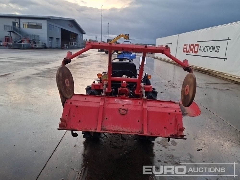 Mitsubishi MT155 - جرار صغير: صورة 4 Mitsubishi MT155 - جرار صغير: صورة 4