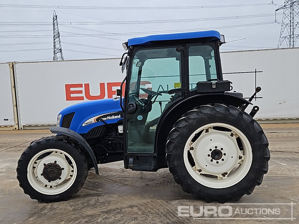 New Holland TN60SA - جرار: صورة 2 New Holland TN60SA - جرار: صورة 2