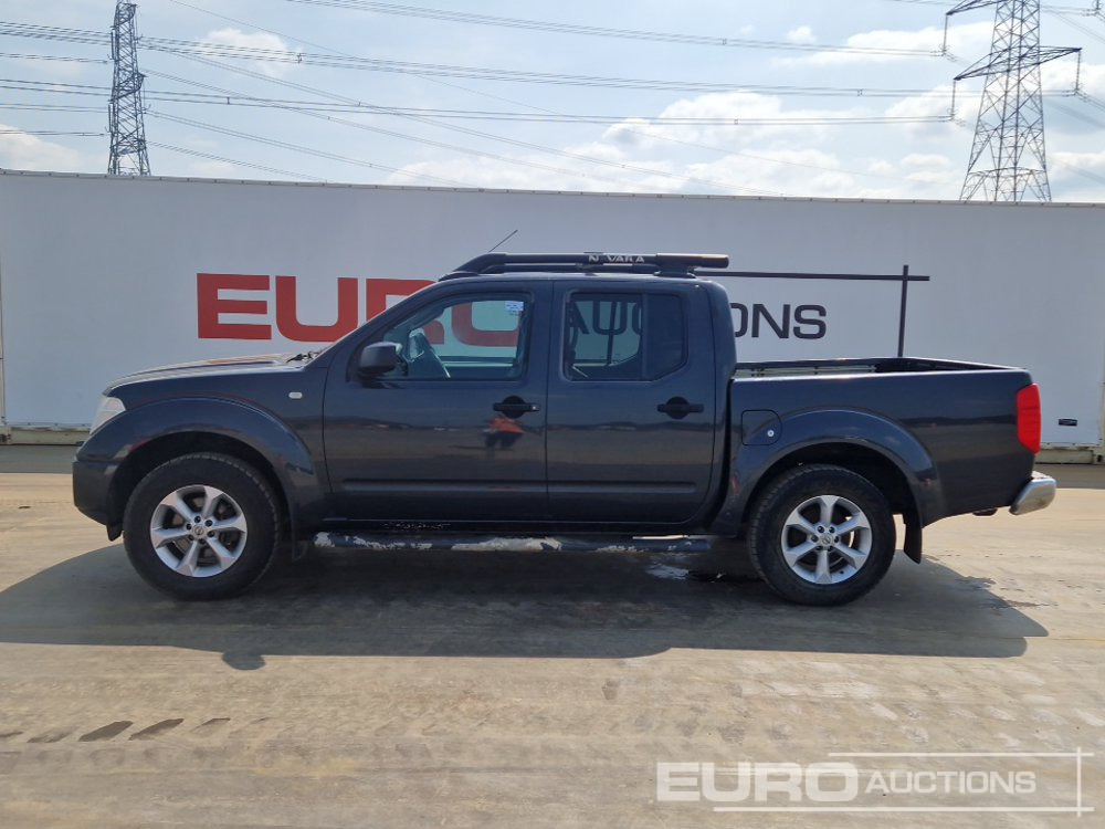 Nissan Navara Aventura - شاحنة البيك أب: صورة 2 Nissan Navara Aventura - شاحنة البيك أب: صورة 2
