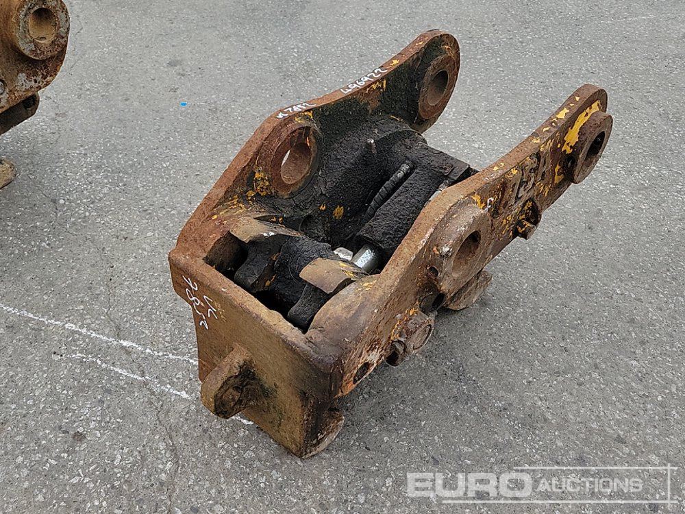 OSA Hydraulic Single Lock QH 80mm Pin to suit 20 Ton Excavator - قارنة توصيل هيدروليكي: صورة 1 OSA Hydraulic Single Lock QH 80mm Pin to suit 20 Ton Excavator - قارنة توصيل هيدروليكي: صورة 1