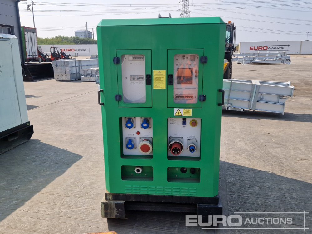 معدات البناء Off Grid 400 Volt Battery Bank Canopy (No Batteries) (Spares): صورة 8