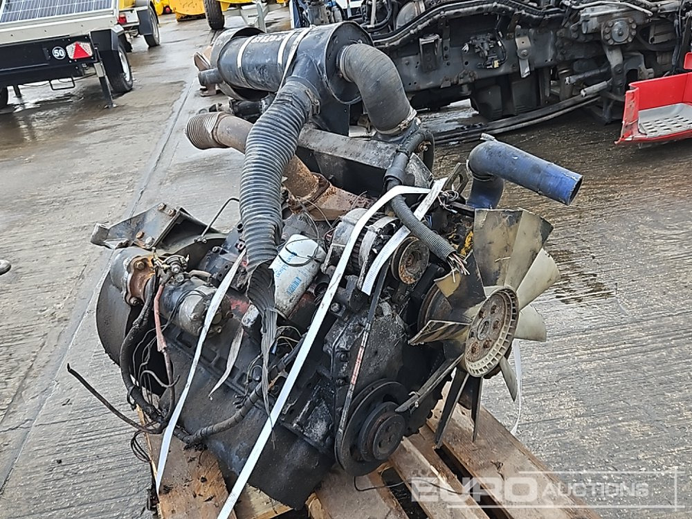 Perkins 4 Cylinder Engine - محرك: صورة 1 Perkins 4 Cylinder Engine - محرك: صورة 1