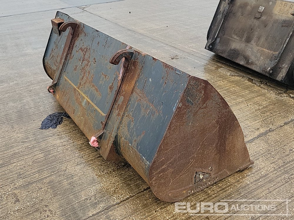 Rhinox 90" Loading Bucket to suit Telehandler - بكت: صورة 5 Rhinox 90" Loading Bucket to suit Telehandler - بكت: صورة 5