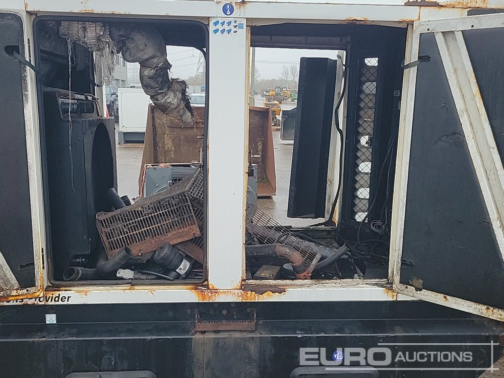 مجموعة المولدات SDMO R110: صورة 20