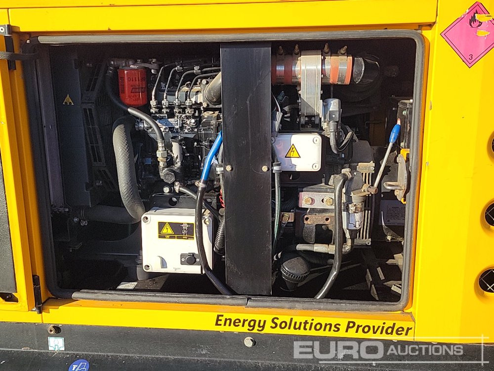 مجموعة المولدات SDMO R22: صورة 21 مجموعة المولدات SDMO R22: صورة 21