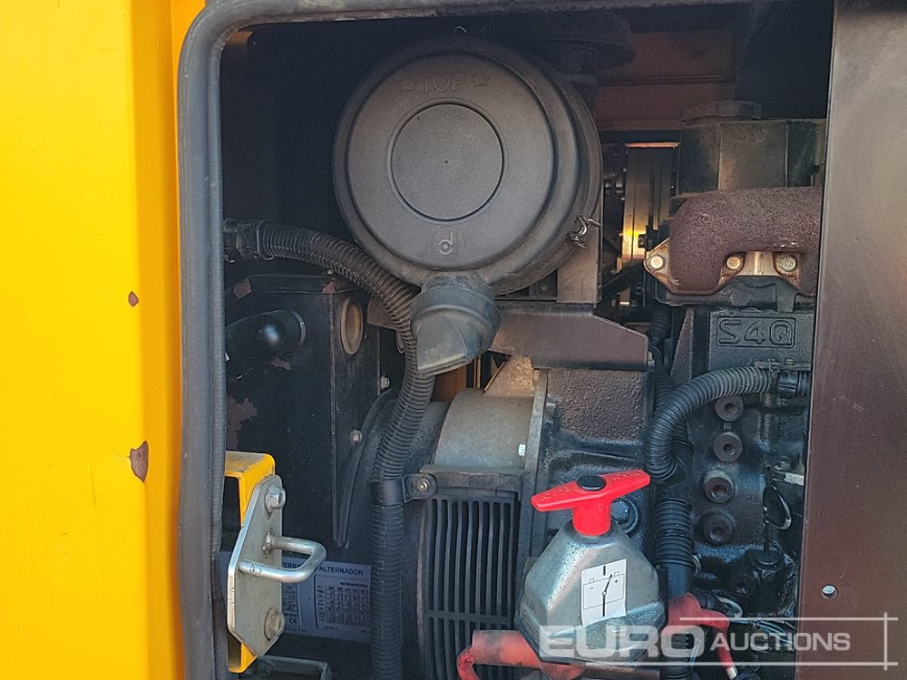 مجموعة المولدات SDMO R22: صورة 33 مجموعة المولدات SDMO R22: صورة 33