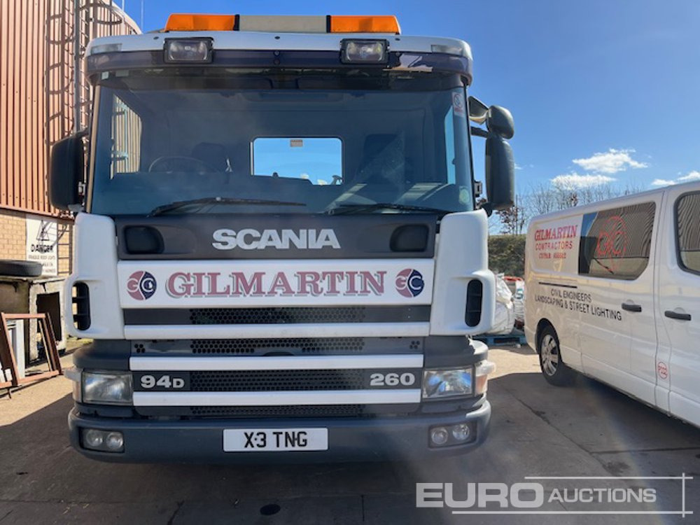 Scania 94D 260 - شاحنات مسطحة: صورة 3 Scania 94D 260 - شاحنات مسطحة: صورة 3