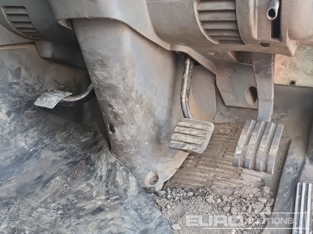شاحنة صهريج Scania 94D 310: صورة 33