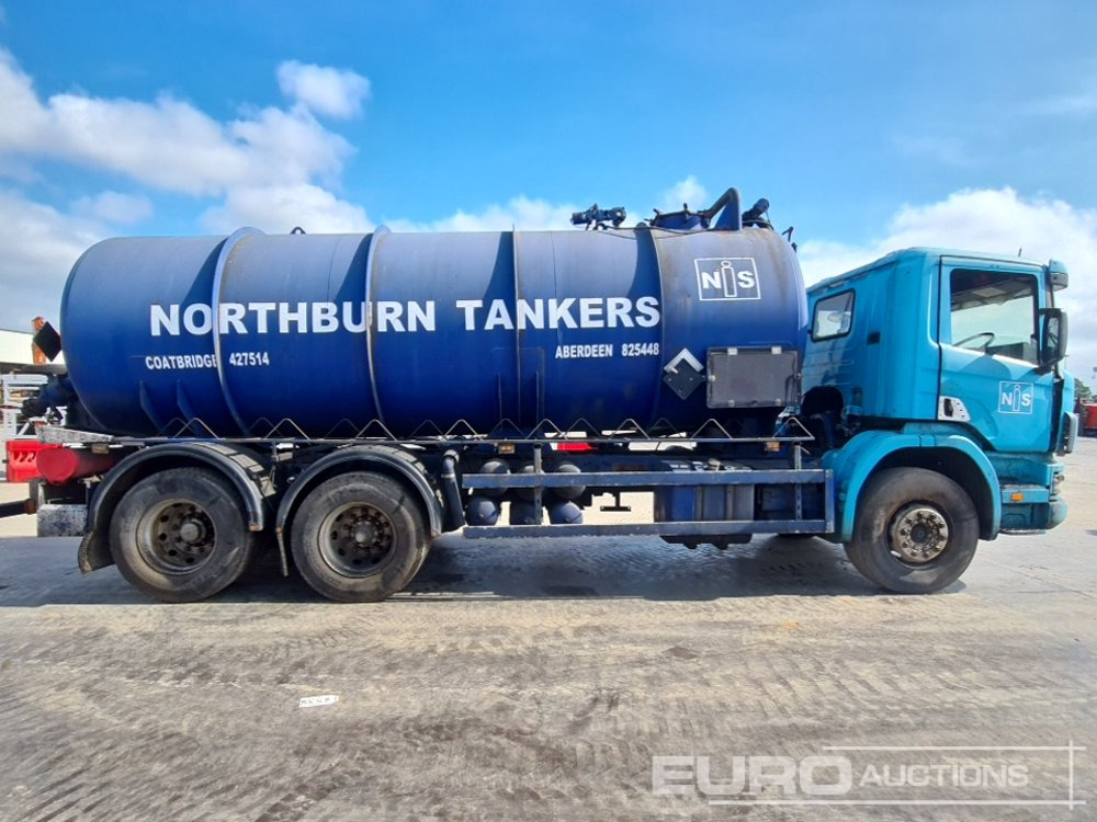 شاحنة صهريج Scania 94D 310: صورة 6