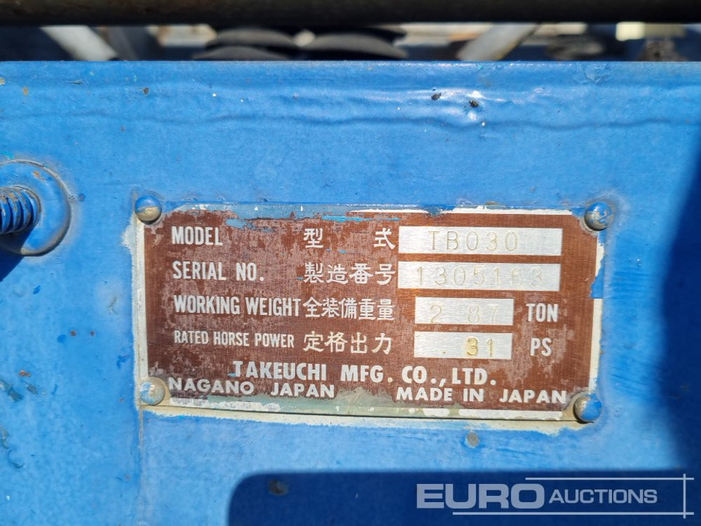 حفارة مُصَّغرة Takeuchi TB030: صورة 40