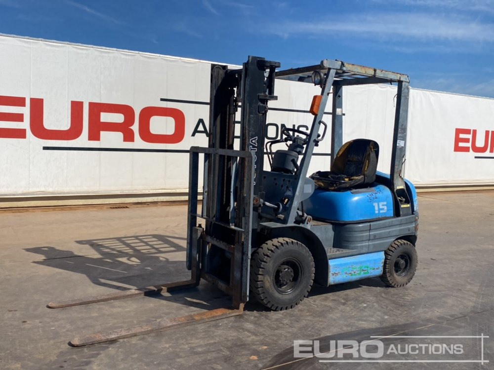 Toyota FG15 Petrol Forklift, 2 Stage Mast - رافعة شوكية: صورة 1 Toyota FG15 Petrol Forklift, 2 Stage Mast - رافعة شوكية: صورة 1