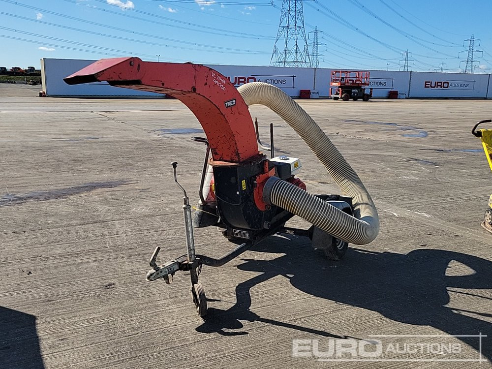 Trilo Petrol Towable Vacuum Loader, Honda Engine - الآلات الزراعية: صورة 1 Trilo Petrol Towable Vacuum Loader, Honda Engine - الآلات الزراعية: صورة 1