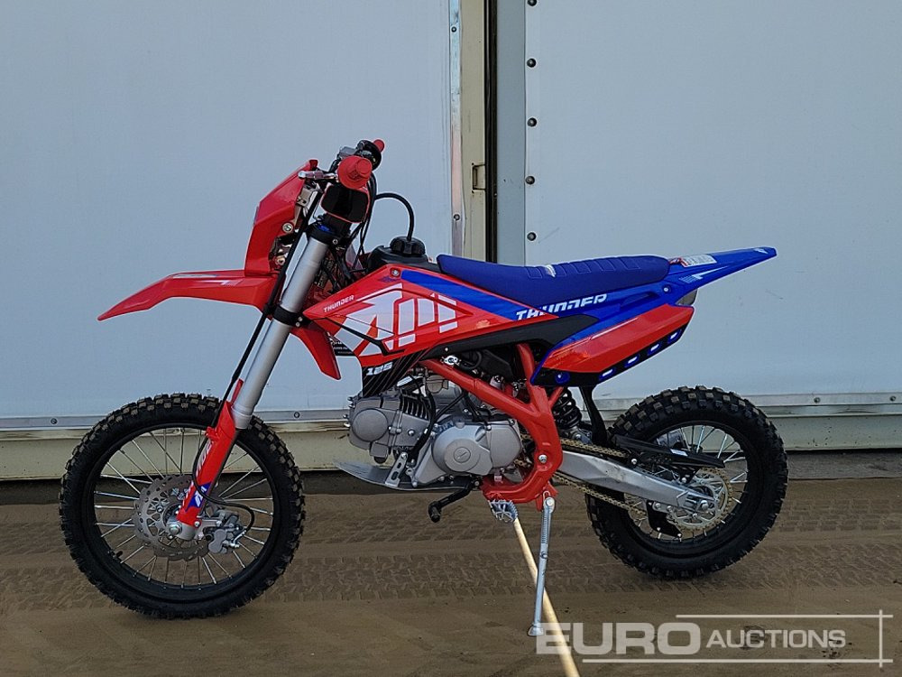 Unused 2025 Apollo Thunder 125cc Motorcross Bike, 17" Front, 14" Rear Tyres,  Electric Start, Air Cooled, Hydraulic Suspension, Disc Brakes, Lighting Kit (UNASSEMBLED) - دراجة نارية: صورة 2 Unused 2025 Apollo Thunder 125cc Motorcross Bike, 17" Front, 14" Rear Tyres,  Electric Start, Air Cooled, Hydraulic Suspension, Disc Brakes, Lighting Kit (UNASSEMBLED) - دراجة نارية: صورة 2