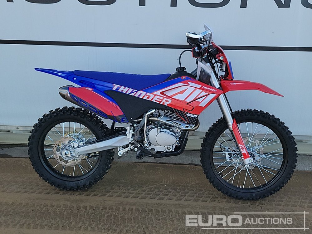 Unused 2025 Apollo Thunder 250cc Motorcross Bike, 21" Front, 18" Rear Tyres, Electric Start, Air Cooled, Hydraulic Suspension, Disc Brakes, Lighting Kit (UNASSEMBLED) - دراجة نارية: صورة 5 Unused 2025 Apollo Thunder 250cc Motorcross Bike, 21" Front, 18" Rear Tyres, Electric Start, Air Cooled, Hydraulic Suspension, Disc Brakes, Lighting Kit (UNASSEMBLED) - دراجة نارية: صورة 5