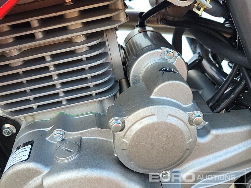 دراجة نارية Unused 2025 Apollo Thunder 250cc Motorcross Bike, 21" Front, 18" Rear Tyres, Electric Start, Air Cooled, Hydraulic Suspension, Disc Brakes, Lighting Kit (UNASSEMBLED): صورة 17 دراجة نارية Unused 2025 Apollo Thunder 250cc Motorcross Bike, 21" Front, 18" Rear Tyres, Electric Start, Air Cooled, Hydraulic Suspension, Disc Brakes, Lighting Kit (UNASSEMBLED): صورة 17