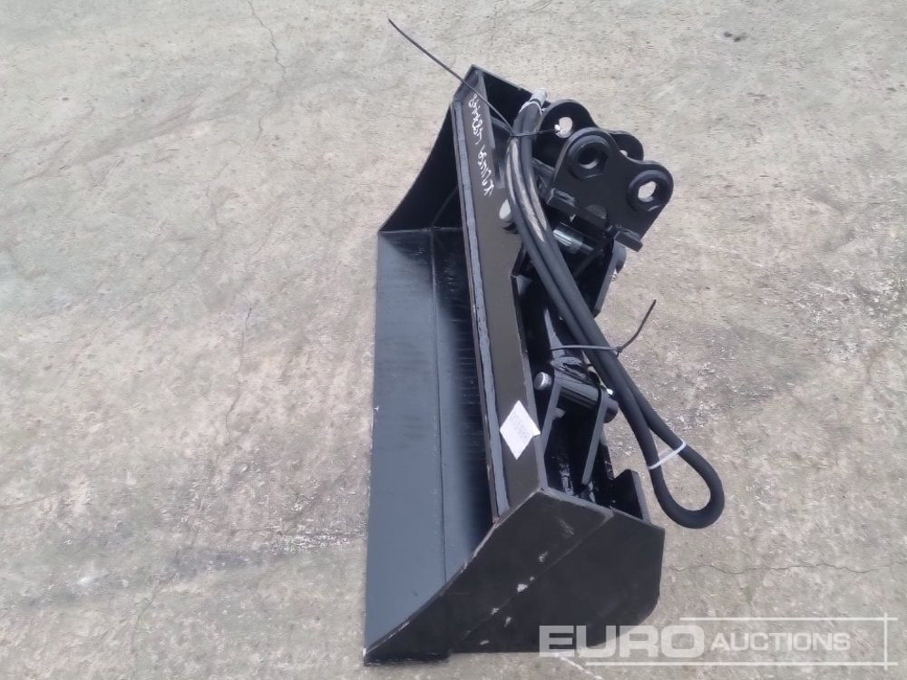 Unused 2025 Captok 32" Hydraulic Tilting Bucket 25mm Pin to suit Mini Excavator - بكت: صورة 2 Unused 2025 Captok 32" Hydraulic Tilting Bucket 25mm Pin to suit Mini Excavator - بكت: صورة 2