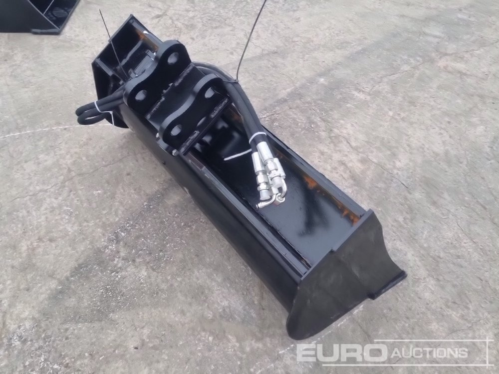 Unused 2025 Captok 32" Hydraulic Tilting Bucket 25mm Pin to suit Mini Excavator - بكت: صورة 5 Unused 2025 Captok 32" Hydraulic Tilting Bucket 25mm Pin to suit Mini Excavator - بكت: صورة 5