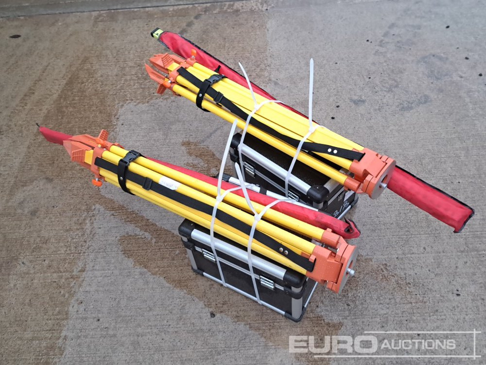 Unused 2025 SKLP Self-Leveling Rotary Laser Level with Batteries, Receiver, Tripod, Grade Rod (2 of) - معدات الورش: صورة 4 Unused 2025 SKLP Self-Leveling Rotary Laser Level with Batteries, Receiver, Tripod, Grade Rod (2 of) - معدات الورش: صورة 4