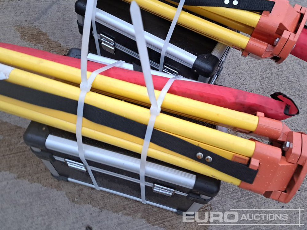 Unused 2025 SKLP Self-Leveling Rotary Laser Level with Batteries, Receiver, Tripod, Grade Rod (2 of) - معدات الورش: صورة 5 Unused 2025 SKLP Self-Leveling Rotary Laser Level with Batteries, Receiver, Tripod, Grade Rod (2 of) - معدات الورش: صورة 5