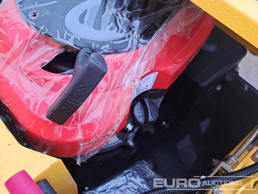 جزازة أعشاب الحدائق Unused 2025 Salini RC-900 Radio Controlled Tracked Lawnmower (Controls in Office): صورة 18 جزازة أعشاب الحدائق Unused 2025 Salini RC-900 Radio Controlled Tracked Lawnmower (Controls in Office): صورة 18