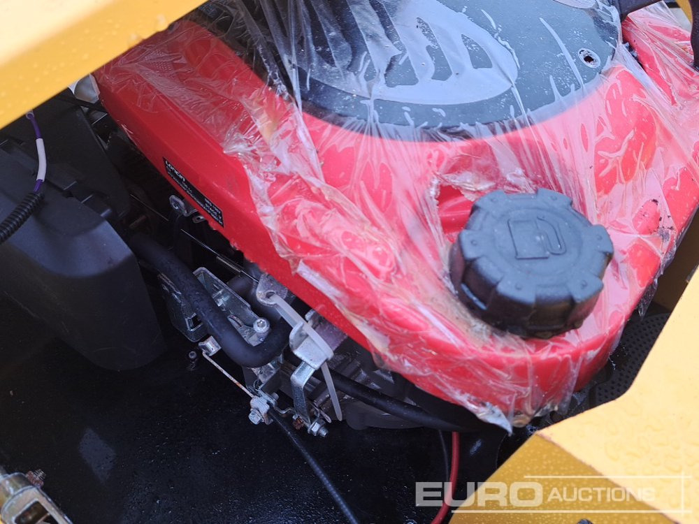 جزازة أعشاب الحدائق Unused 2025 Salini RC-900 Radio Controlled Tracked Lawnmower (Controls in Office): صورة 16 جزازة أعشاب الحدائق Unused 2025 Salini RC-900 Radio Controlled Tracked Lawnmower (Controls in Office): صورة 16