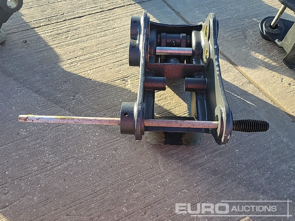 Unused Miller QH 45mm Pin to suit 4-6 Ton Excavator - قارنة توصيل هيدروليكي: صورة 4 Unused Miller QH 45mm Pin to suit 4-6 Ton Excavator - قارنة توصيل هيدروليكي: صورة 4