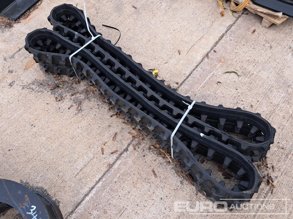 Unused Rubber Tracks to suit Micro Excavator (2 of) - مسارات - آلات البناء: صورة 1 Unused Rubber Tracks to suit Micro Excavator (2 of) - مسارات - آلات البناء: صورة 1