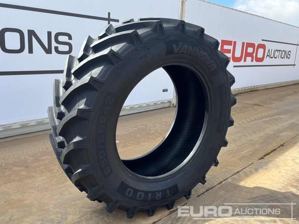 Unused Vannova 650/65R42-170 R1W Tyre (2 of) - الآلات الزراعية: صورة 3 Unused Vannova 650/65R42-170 R1W Tyre (2 of) - الآلات الزراعية: صورة 3