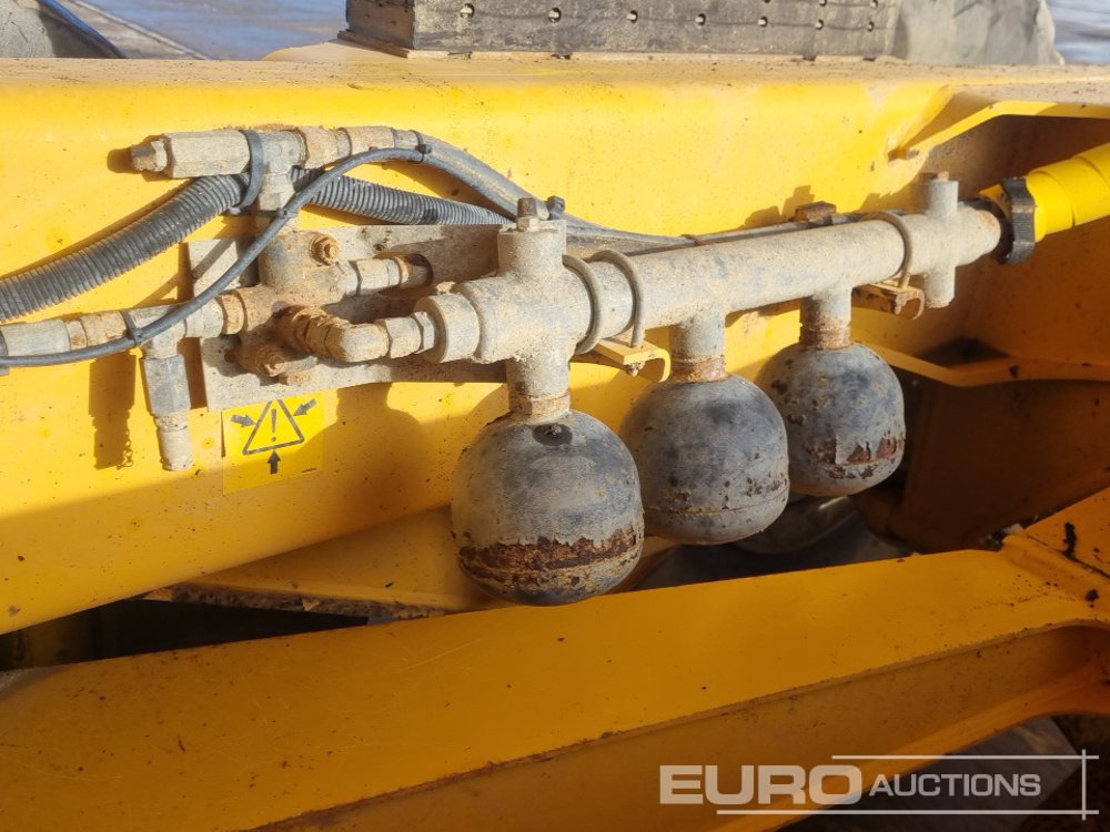 شاحنة قلاب مفصلية Volvo A35C: صورة 29