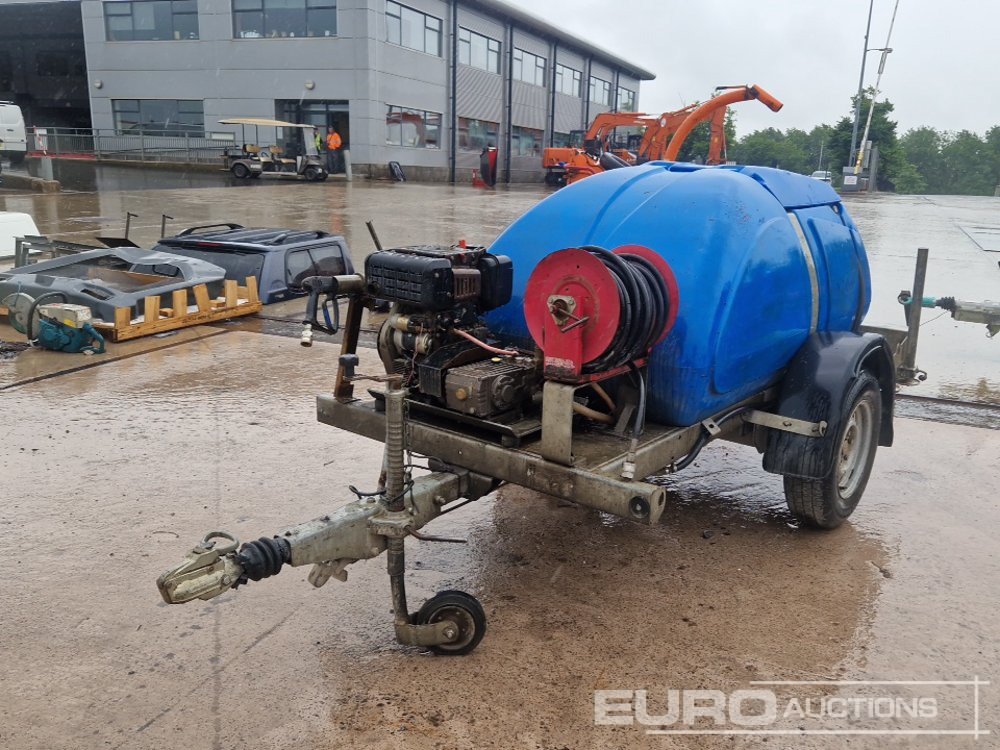 Western Single Axle Plastic Water Bowser, Diesel Pressure Washer - ماكينة غسيل ضغط عالي: صورة 1 Western Single Axle Plastic Water Bowser, Diesel Pressure Washer - ماكينة غسيل ضغط عالي: صورة 1