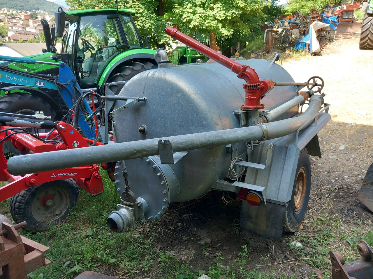 Carrobotte usato Galli 35 q.li - صهريج السماد السائل: صورة 2 Carrobotte usato Galli 35 q.li - صهريج السماد السائل: صورة 2