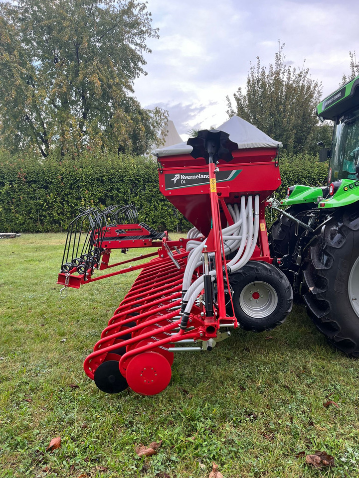 Seminatrice nuova Kverneland DL4 m-32 CX - آلة البذر: صورة 4 Seminatrice nuova Kverneland DL4 m-32 CX - آلة البذر: صورة 4