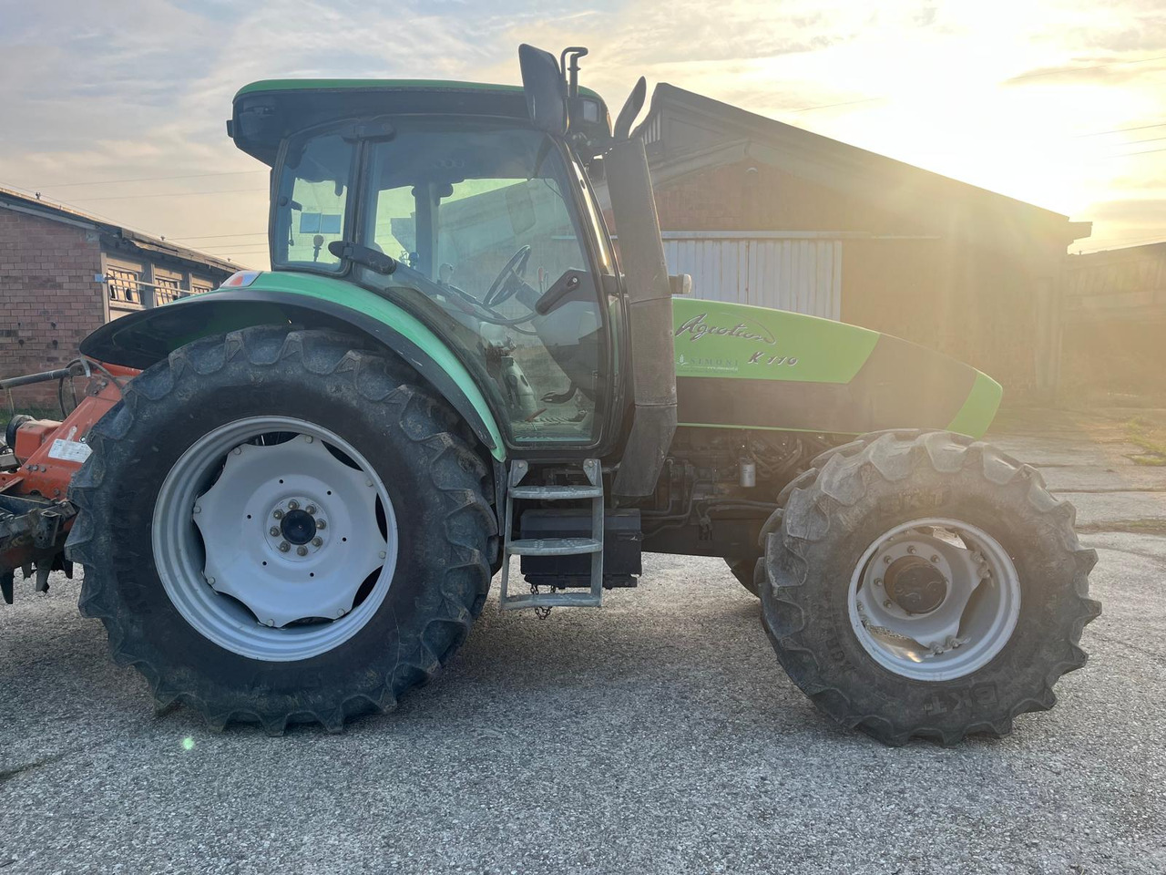 Trattore usato Deutz-Fahr AGROTRON K110 - جرار: صورة 4 Trattore usato Deutz-Fahr AGROTRON K110 - جرار: صورة 4