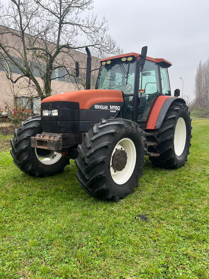 Trattore usato New Holland M160 - جرار: صورة 1 Trattore usato New Holland M160 - جرار: صورة 1