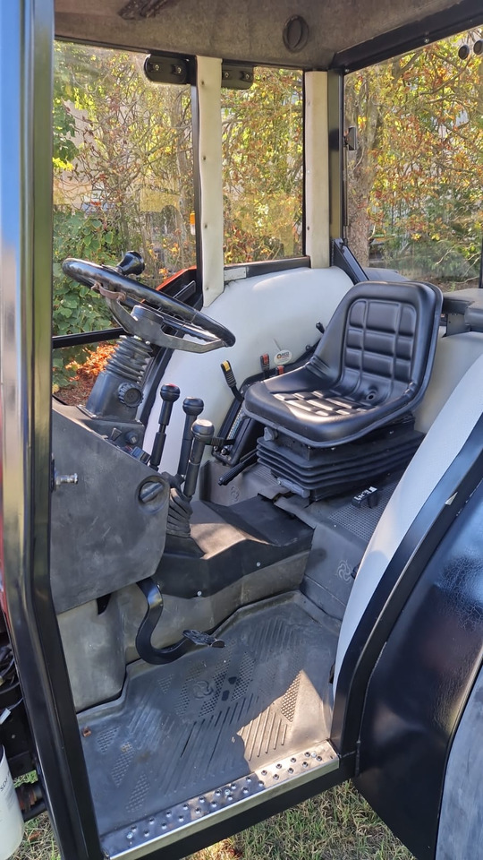 Trattore usato Same Aster 60 - جرار: صورة 2 Trattore usato Same Aster 60 - جرار: صورة 2