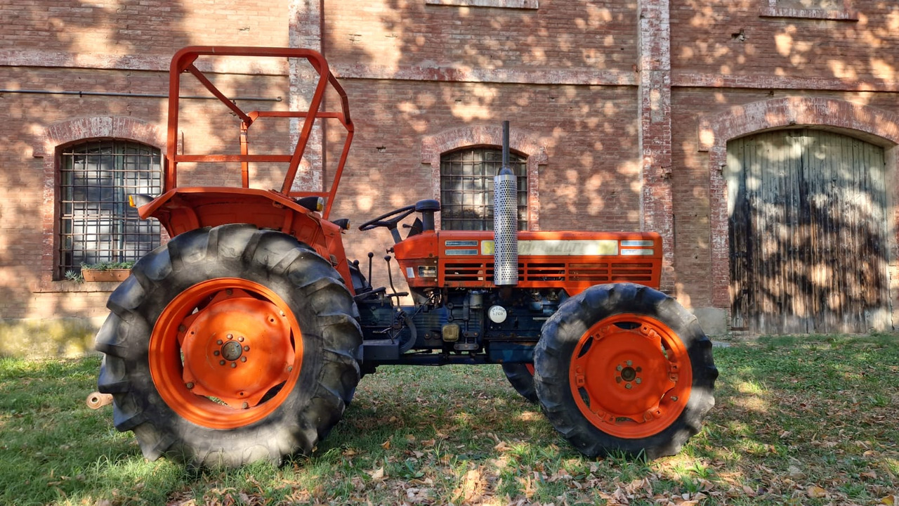 Trattore usato Same MINITAURUS 60 Synchro - جرار: صورة 2 Trattore usato Same MINITAURUS 60 Synchro - جرار: صورة 2