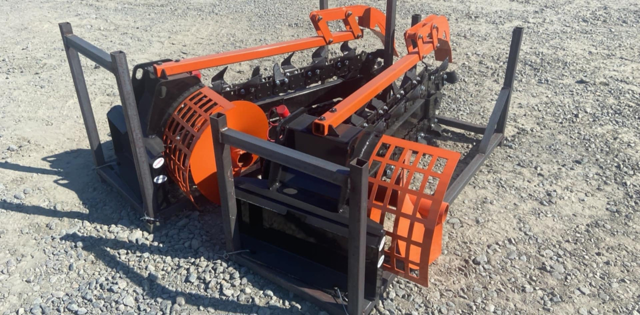 Trencher-Tech - حفارة الخنادق: صورة 4 Trencher-Tech - حفارة الخنادق: صورة 4