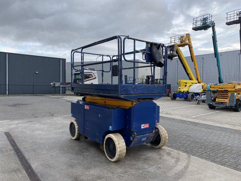 Iteco IT12151, Schaar hoogwerker, 14 meter - رافعة هيدروليكية مقصية: صورة 4 Iteco IT12151, Schaar hoogwerker, 14 meter - رافعة هيدروليكية مقصية: صورة 4