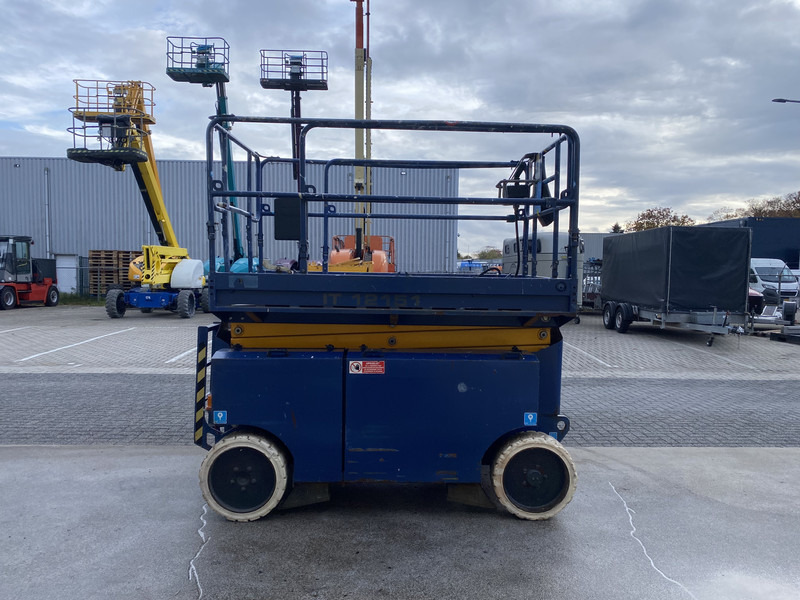 Iteco IT12151, Schaar hoogwerker, 14 meter - رافعة هيدروليكية مقصية: صورة 5 Iteco IT12151, Schaar hoogwerker, 14 meter - رافعة هيدروليكية مقصية: صورة 5