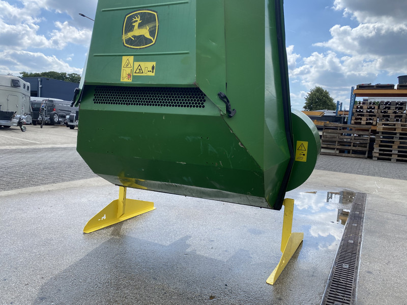 John Deere MCS 580 H, Hoogkieper, Opvangbak + afzuiging - جزازة العشب: صورة 4 John Deere MCS 580 H, Hoogkieper, Opvangbak + afzuiging - جزازة العشب: صورة 4
