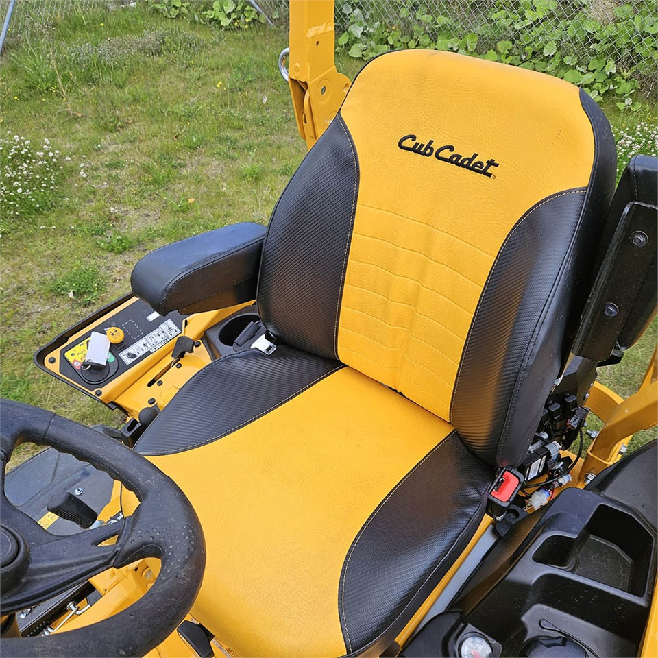 جزازة أعشاب الحدائق ABC Cub Cadet XZ8 Zero Turn: صورة 7