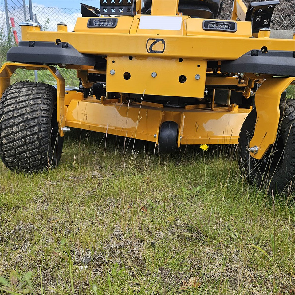 جزازة أعشاب الحدائق ABC Cub Cadet XZ8 Zero Turn: صورة 21