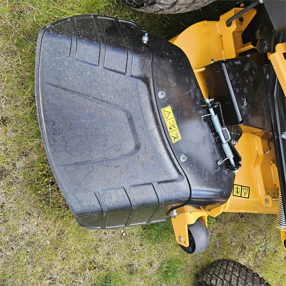 جزازة أعشاب الحدائق ABC Cub Cadet XZ8 Zero Turn: صورة 12