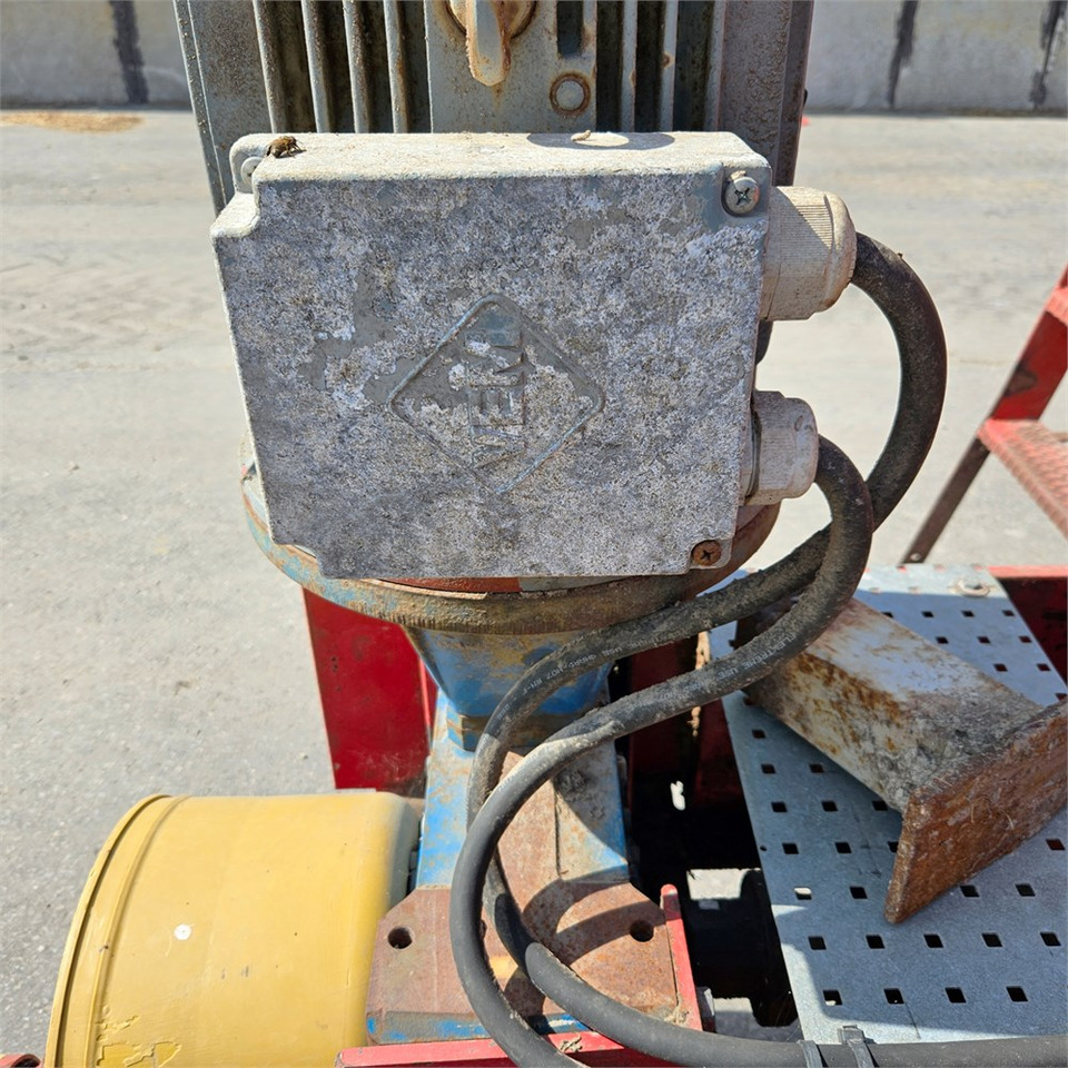 عربة خلط الأعلاف ABC SM10: صورة 18