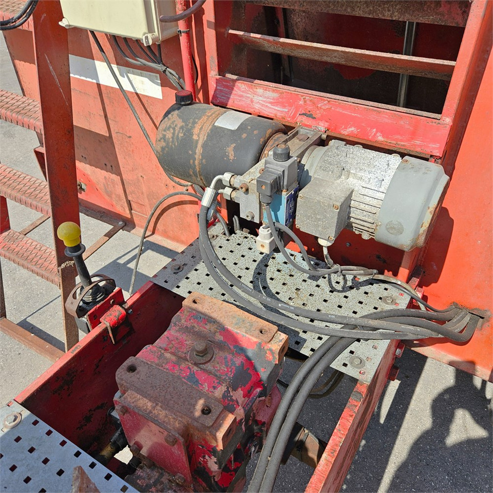 عربة خلط الأعلاف ABC SM10: صورة 16