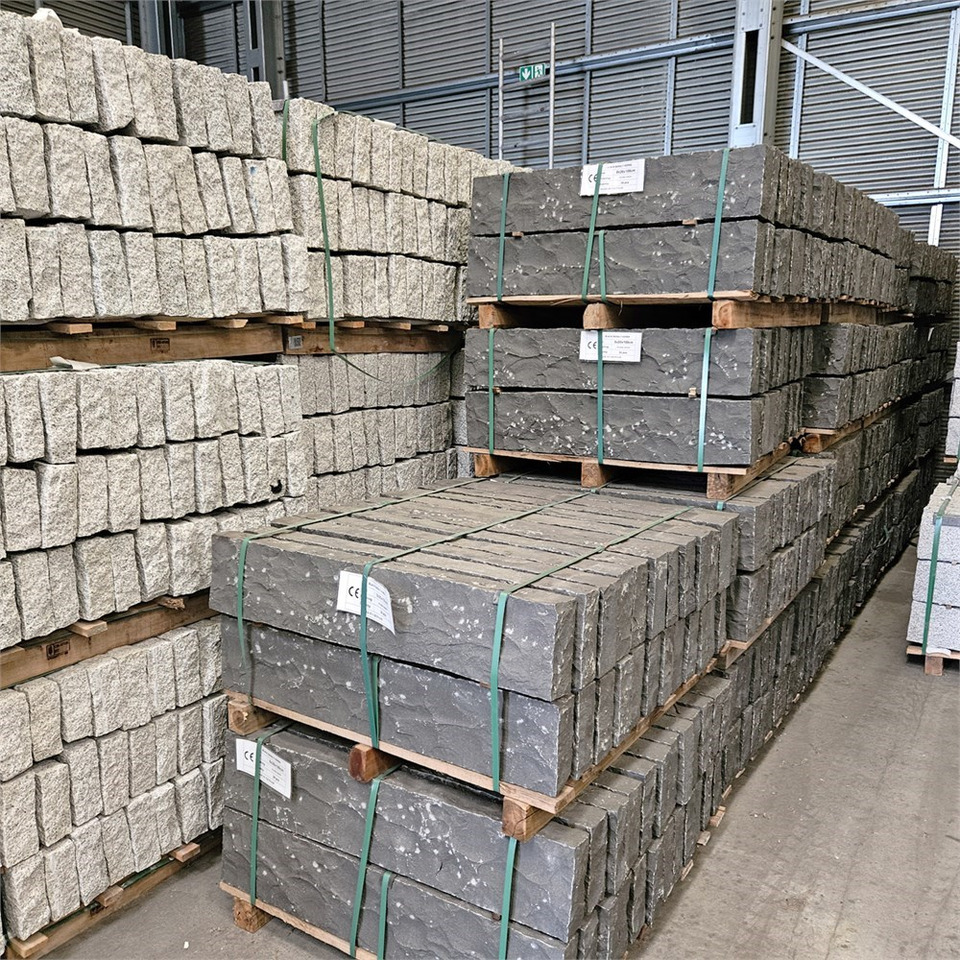 ABC Sort basalt kantsten - الأدوات والمعدات: صورة 1 ABC Sort basalt kantsten - الأدوات والمعدات: صورة 1